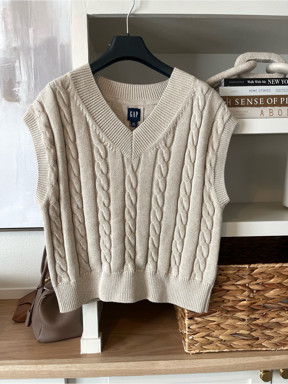 GAP Cable Knit V-Neck Sweater Vest - Cream